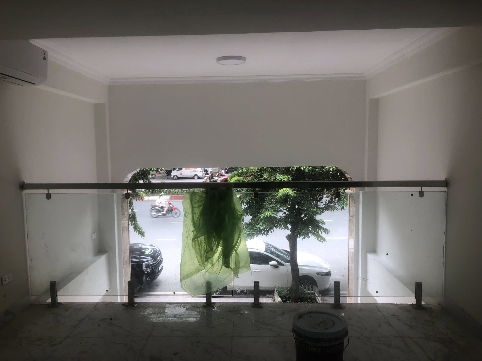 Cho thuê nhà Mặt Phố Minh Khai, 4.5 tầng x 25m2, mt 4m, 2 ngủ, 27 Triệu - Ảnh 1